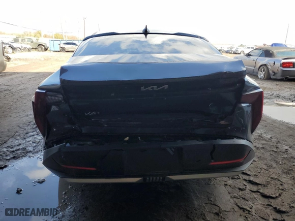 2025 Kia K4 LXS with VIN 3KPFT4DE0SE014148, listed as a Copart auction lot 84668554 with 2,264 mi miles and Salvage Title. Bid and sale history available at carsss.com. Image 6.
