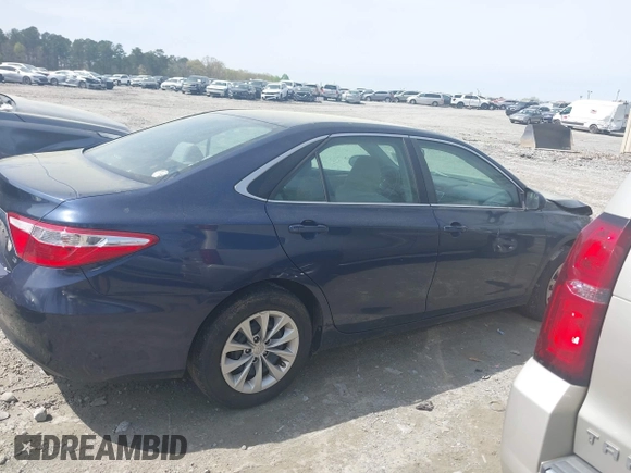 2017 Toyota Camry XLE with VIN 4T1BF1FK8HU715100, listed as a IAAI auction lot 41910692 with 113,438 mi miles. Bid and sale history available at carsss.com. Image 13.