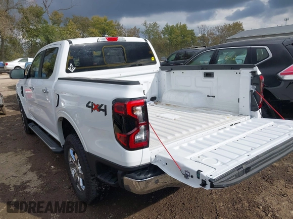 2024 Ford Ranger XLT with VIN 1FTER4HH1RLE20889, listed as a IAAI auction lot 40593441 with 7,499 mi miles. Bid and sale history available at carsss.com. Image 3.