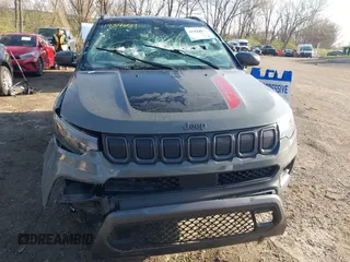 2022 Jeep Compass Trailhawk with VIN 3C4NJDDB6NT170282, listed as a IAAI auction lot 41934651 with 30,781 mi miles and . Bid and sale history available at DreamBid. Image 12.