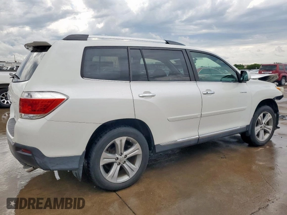 2011 Toyota Highlander Limited with VIN 5TDYK3EH1BS037717, listed as a Copart auction lot 55454495 with 98,824 mi miles and Clean title. Bid and sale history available at DreamBid. Image 3.