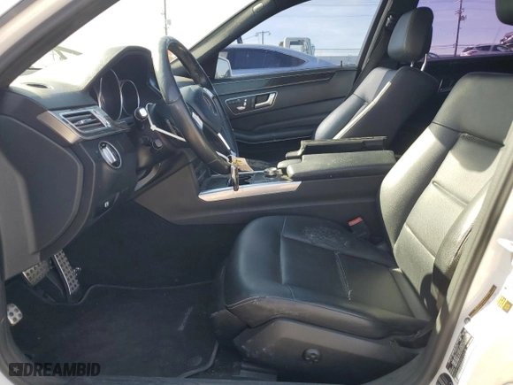 2016 Mercedes-Benz E-Class E 350 Sport with VIN WDDHF5KB0GB316614, listed as a Copart auction lot 42631925 with 188,201 mi miles and Salvage Title. Bid and sale history available at carsss.com. Image 7.