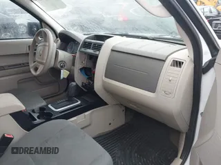 2010 Ford Escape XLS with VIN 1FMCU9C70AKC41802, listed as a IAAI auction lot 42163243 with 106,189 mi miles and . Bid and sale history available at DreamBid. Image 5.