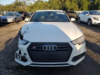 2018 Audi S4 Premium Plus with VIN WAUB4AF42JA200996, listed as a Copart auction lot 67075874 with 60,818 mi miles and Salvage Title. Bid and sale history available at carsss.com. Image 5.