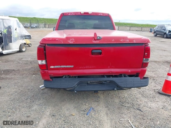 2006 Chevrolet Silverado 1500 LT1 with VIN 2GCEC13T161120735, listed as a IAAI auction lot 41725133 with 244,862 mi miles. Bid and sale history available at carsss.com. Image 6.