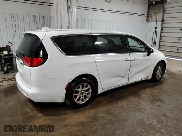2017 Chrysler Pacifica Touring with VIN 2C4RC1DG5HR610456, listed as a Copart auction lot 53793975 with 132,935 mi miles and Salvage Title. Bid and sale history available at DreamBid. Image 3.