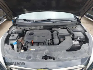 2015 Hyundai Sonata Limited with VIN 5NPE34AF0FH043630, listed as a IAAI auction lot 41825927 with 129,367 mi miles and . Bid and sale history available at carsss.com. Image 10.