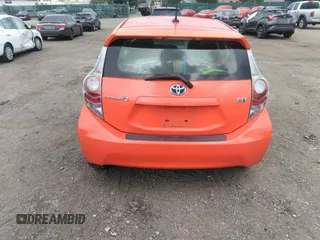 2013 Toyota Prius One z VIN JTDKDTB34D1033086, wystawiony jako IAAI lot #40364357 z przebiegiem 96 948 mil mil oraz . Historia ofert i sprzedaży dostępna na DreamBid. Obrazek 16.