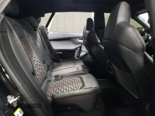 2023 Audi RS Q8 z VIN WU1ARBF15PD007165, wystawiony jako Copart lot #44438945 z przebiegiem Nie podano mil oraz Szkoda całkowita • Salvage title. Historia ofert i sprzedaży dostępna na DreamBid. Obrazek 10.
