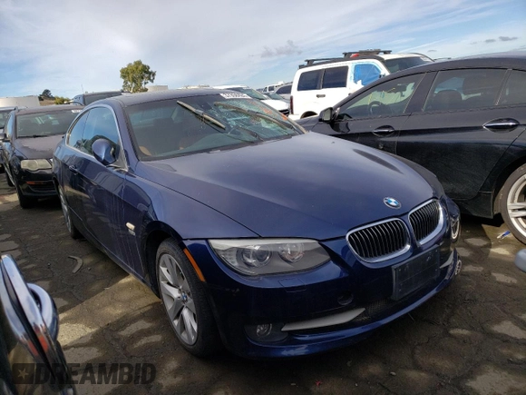 2013 BMW 3 Series 328i xDrive with VIN WBAKF5C53DJ297886, listed as a Copart auction lot 37358424 with 114,081 mi miles and Non Repairable. Bid and sale history available at carsss.com. Image 4.