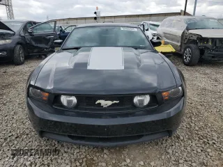 2011 Ford Mustang GT z VIN 1ZVBP8CF4B5106716, wystawiony jako Copart lot #50495665 z przebiegiem 109 779 mil mil oraz Szkoda całkowita • Salvage title. Historia ofert i sprzedaży dostępna na DreamBid. Obrazek 5.