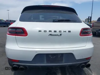 2016 Porsche Macan S with VIN WP1AB2A52GLB45696, listed as a IAAI auction lot 42587302 with 112,930 mi miles and . Bid and sale history available at DreamBid. Image 17.