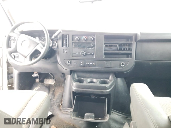 2019 GMC Savana Cargo with VIN 1GTW7BFP0K1340395, listed as a Copart auction lot 85964424 with 127,769 mi miles and Salvage Title. Bid and sale history available at carsss.com. Image 8.