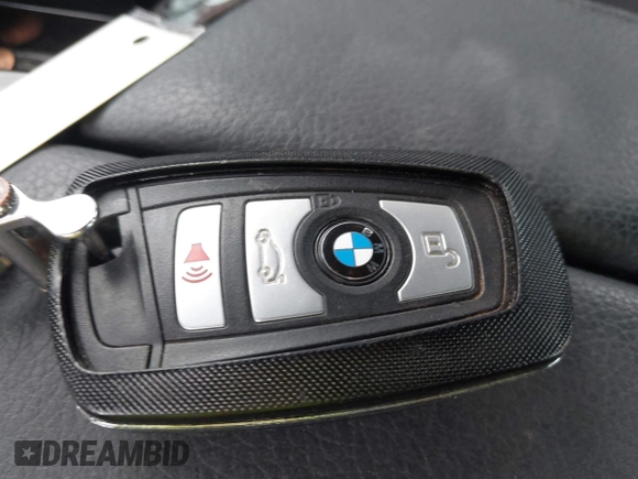 2014 BMW 5 Series 535i z VIN WBA5B1C5XED917358, wystawiony jako IAAI lot #42082611 z przebiegiem 129 199 mil mil oraz . Historia ofert i sprzedaży dostępna na DreamBid. Obrazek 11.