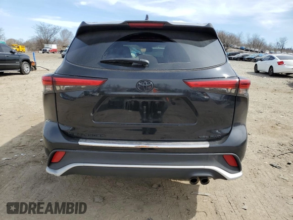 2022 Toyota Highlander XSE with VIN 5TDLZRBH1NS187893, listed as a Copart auction lot 49720015 with 28,832 mi miles and Salvage title. Bid and sale history available at DreamBid. Image 6.