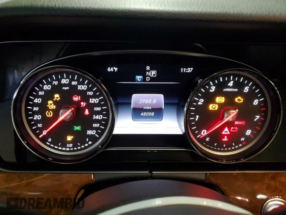 2018 Mercedes-Benz E-Class E 300 with VIN WDDZF4JBXJA476397, listed as a Copart auction lot 44720865 with 48,098 mi miles and Salvage Title. Bid and sale history available at carsss.com. Image 9.
