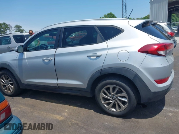 2016 Hyundai Tucson SE z VIN KM8J3CA40GU123598, wystawiony jako IAAI lot #42352806 z przebiegiem 95 622 mil mil oraz . Historia ofert i sprzedaży dostępna na DreamBid. Obrazek 14.
