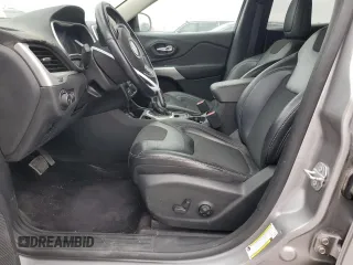 2018 Jeep Cherokee Latitude Plus with VIN 1C4PJLLB7JD605475, listed as a Copart auction lot 81552074 with 43,026 mi miles and Salvage title. Bid and sale history available at DreamBid. Image 7.