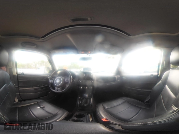 2017 Jeep Patriot High Altitude z VIN 1C4NJPFA8HD189559, wystawiony jako IAAI lot #42039158 z przebiegiem 65 593 mil mil oraz . Historia ofert i sprzedaży dostępna na DreamBid. Obrazek 18.