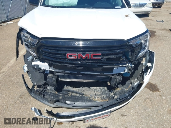 2024 GMC Terrain SLE with VIN 3GKALMEG0RL268673, listed as a IAAI auction lot 42300719 with 11,955 mi miles and . Bid and sale history available at DreamBid. Image 6.