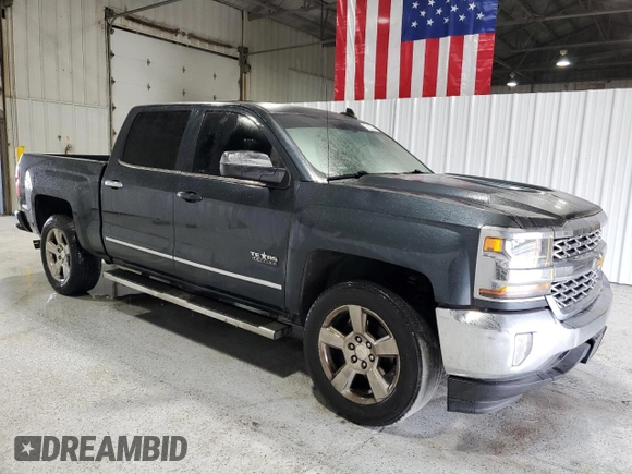 2017 Chevrolet Silverado 1500 LT with VIN 3GCPCREC8HG371119, listed as a Copart auction lot 41674115 with 112,727 mi miles and Clean Title. Bid and sale history available at carsss.com. Image 4.
