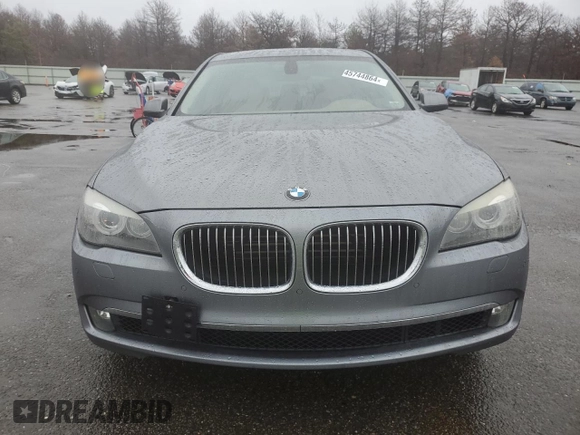 2011 BMW 7 Series 750Li with VIN WBAKB8C54BCY66713, listed as a Copart auction lot 85658064 with 122,271 mi miles and Non repairable. Bid and sale history available at DreamBid. Image 5.