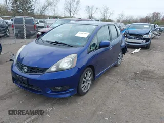 2012 Honda Fit Sport with VIN JHMGE8H50CC001195, listed as a IAAI auction lot 42083901 with 149,303 mi miles and . Bid and sale history available at DreamBid. Image 18.