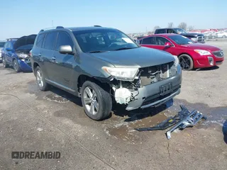 2011 Toyota Highlander Limited with VIN 5TDDK3EH6BS061624, listed as a IAAI auction lot 41772700 with 218,347 mi miles and . Bid and sale history available at DreamBid. Image 1.