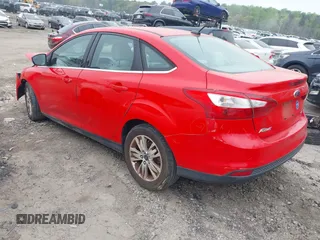 2012 Ford Focus SEL with VIN 1FAHP3H20CL424115, listed as a IAAI auction lot 41913221 with 152,619 mi miles. Bid and sale history available at carsss.com. Image 3.