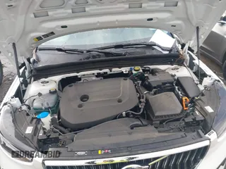 2023 Volvo XC40 Ultimate Bright Theme с VIN YV4L12UA6P2057484, выставлен на аукционе IAAI как лот 40963901 с пробегом 8 196 миль миль и . История ставок и продаж доступна на DreamBid. Изображение 10.