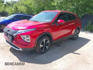 2024 Mitsubishi Eclipse Cross SE z VIN JA4ATWAA7RZ003387, wystawiony jako IAAI lot #42691727 z przebiegiem 40 419 mil mil oraz . Historia ofert i sprzedaży dostępna na DreamBid. Obrazek 2.