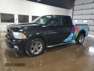 2011 Ram 1500 SLT z VIN 1D7RV1GT1BS565336, wystawiony jako Copart lot #65186395 z przebiegiem 197 997 mil mil oraz Czysty tytuł • Clean title. Historia ofert i sprzedaży dostępna na DreamBid. Obrazek 1.