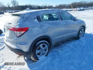 2022 Honda HR-V LX with VIN 3CZRU6H38NM769843, listed as a IAAI auction lot 41377598 with 29,794 mi miles. Bid and sale history available at carsss.com. Image 4.