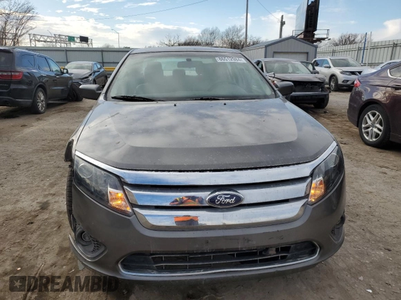 2011 Ford Fusion SE with VIN 3FAHP0HAXBR109201, listed as a Copart auction lot 86512984 with 83,352 mi miles and Salvage Title. Bid and sale history available at carsss.com. Image 5.
