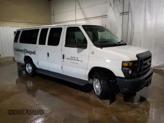 2013 Ford Econoline Passenger XL with VIN 1FBSS3BL2DDA83459, listed as a Copart auction lot 71998904 with 70,163 mi miles and Salvage Title. Bid and sale history available at carsss.com. Image 4.