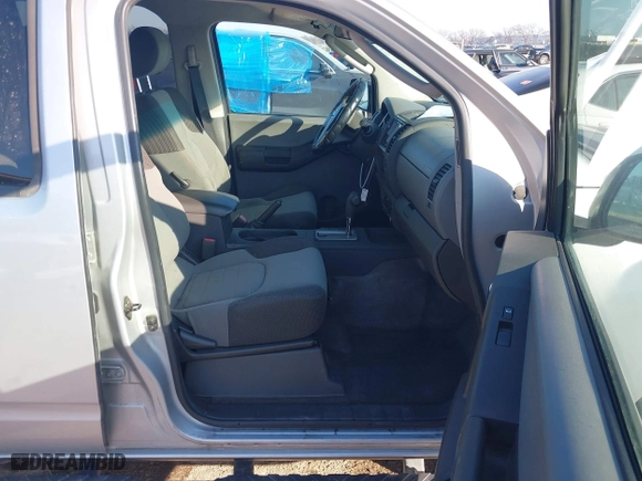 2005 Nissan Xterra S with VIN 5N1AN08W25C640551, listed as a IAAI auction lot 41243383 with 166,948 mi miles. Bid and sale history available at carsss.com. Image 5.