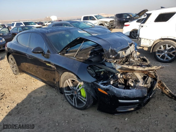 2014 Porsche Panamera S E-Hybrid with VIN WP0AD2A75EL044534, listed as a Copart auction lot 88822895 with 0 mi miles and Salvage Title. Bid and sale history available at carsss.com. Image 4.