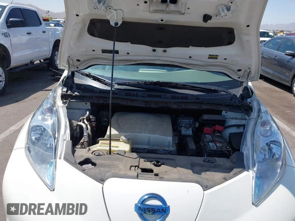 2017 Nissan LEAF SV with VIN 1N4BZ0CP1HC304381, listed as a IAAI auction lot 42532396 with 117,931 mi miles and . Bid and sale history available at DreamBid. Image 10.