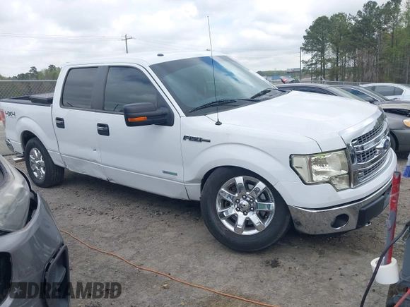 2013 Ford F-150 XL with VIN 1FTFW1ET9DKE31951, listed as a IAAI auction lot 41918223 with 235,469 mi miles. Bid and sale history available at carsss.com. Image 1.