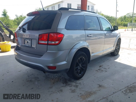 2019 Dodge Journey SE with VIN 3C4PDCBB0KT848601, listed as a IAAI auction lot 41991558 with 76,272 mi miles and . Bid and sale history available at DreamBid. Image 4.