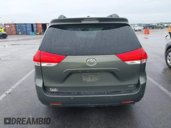2011 Toyota Sienna XLE AAS with VIN 5TDYK3DC7BS041020, listed as a IAAI auction lot 42218328 with Not Provided miles and . Bid and sale history available at DreamBid. Image 16.