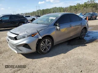2023 Kia Forte LXS with VIN 3KPF24AD8PE622862, listed as a Copart auction lot 44233675 with 33,719 mi miles and Salvage Title. Bid and sale history available at carsss.com. Image 1.