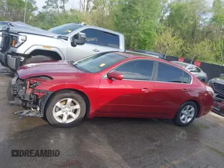 2007 Nissan Altima S with VIN 1N4AL21E37C213444, listed as a IAAI auction lot 42067563 with 186,287 mi miles and . Bid and sale history available at DreamBid. Image 15.