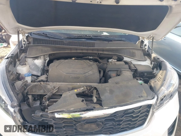 2019 Kia Sorento LX V6 with VIN 5XYPGDA54KG440649, listed as a IAAI auction lot 41843180 with 171,653 mi miles. Bid and sale history available at carsss.com. Image 10.