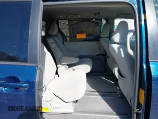 2011 Toyota Sienna LE AAS with VIN 5TDKK3DC4BS104838, listed as a IAAI auction lot 41811173 with 251,999 mi miles and . Bid and sale history available at carsss.com. Image 8.