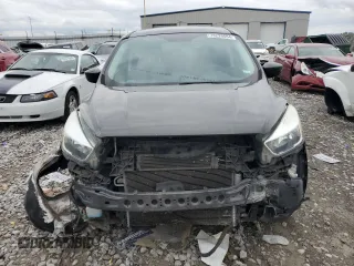 2017 Ford Escape SE with VIN 1FMCU0GD7HUB28357, listed as a Copart auction lot 73229554 with 121,912 mi miles and Salvage Title. Bid and sale history available at carsss.com. Image 6.