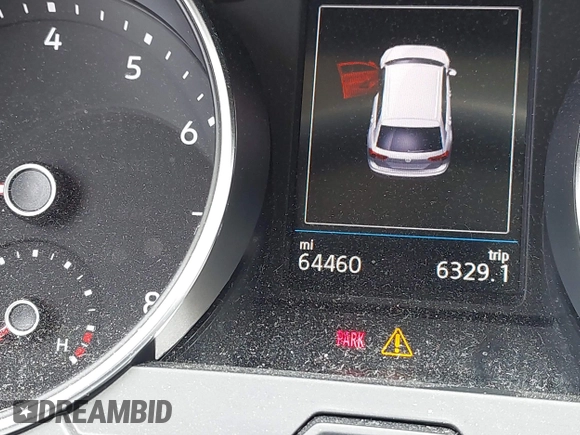 2019 Volkswagen Tiguan SE with VIN 3VV2B7AX7KM174382, listed as a IAAI auction lot 42147584 with 64,460 mi miles and . Bid and sale history available at DreamBid. Image 15.