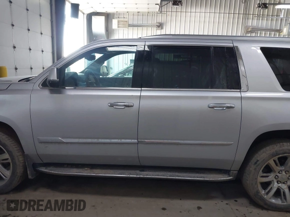2016 Cadillac Escalade ESV Premium Collection z VIN 1GYS4JKJ9GR365012, wystawiony jako IAAI lot #41962570 z przebiegiem 97 138 mil mil oraz . Historia ofert i sprzedaży dostępna na DreamBid. Obrazek 15.