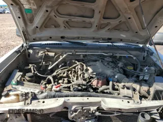 2003 Nissan Xterra XE with VIN 5N1ED28T13C662690, listed as a Copart auction lot 60697725 with 367,120 mi miles and Salvage title. Bid and sale history available at DreamBid. Image 11.