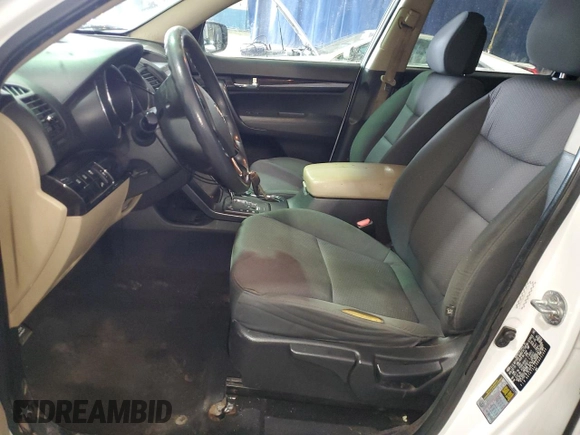 2011 Kia Sorento LX with VIN 5XYKT3A18BG052689, listed as a Copart auction lot 42052165 with 194,048 mi miles and Clean Title. Bid and sale history available at carsss.com. Image 7.